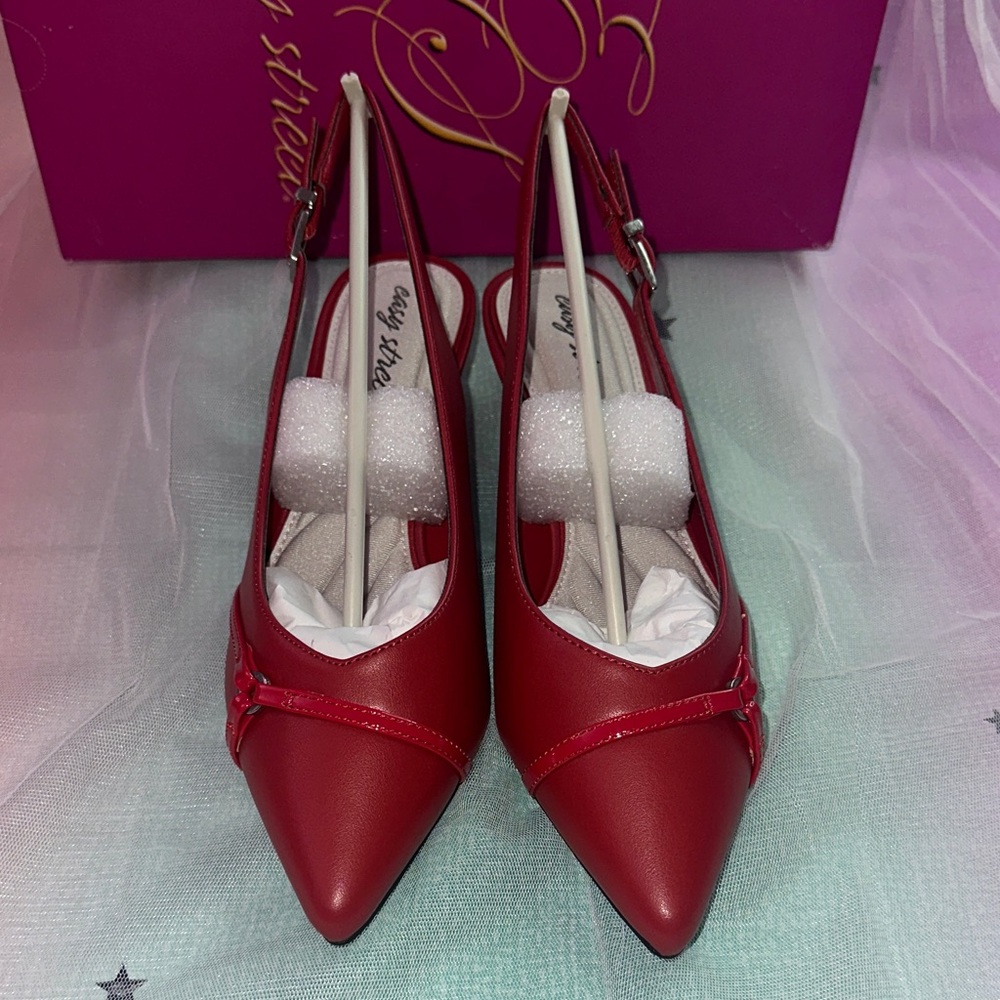 Easy Street Women's Red Slingback Shoes